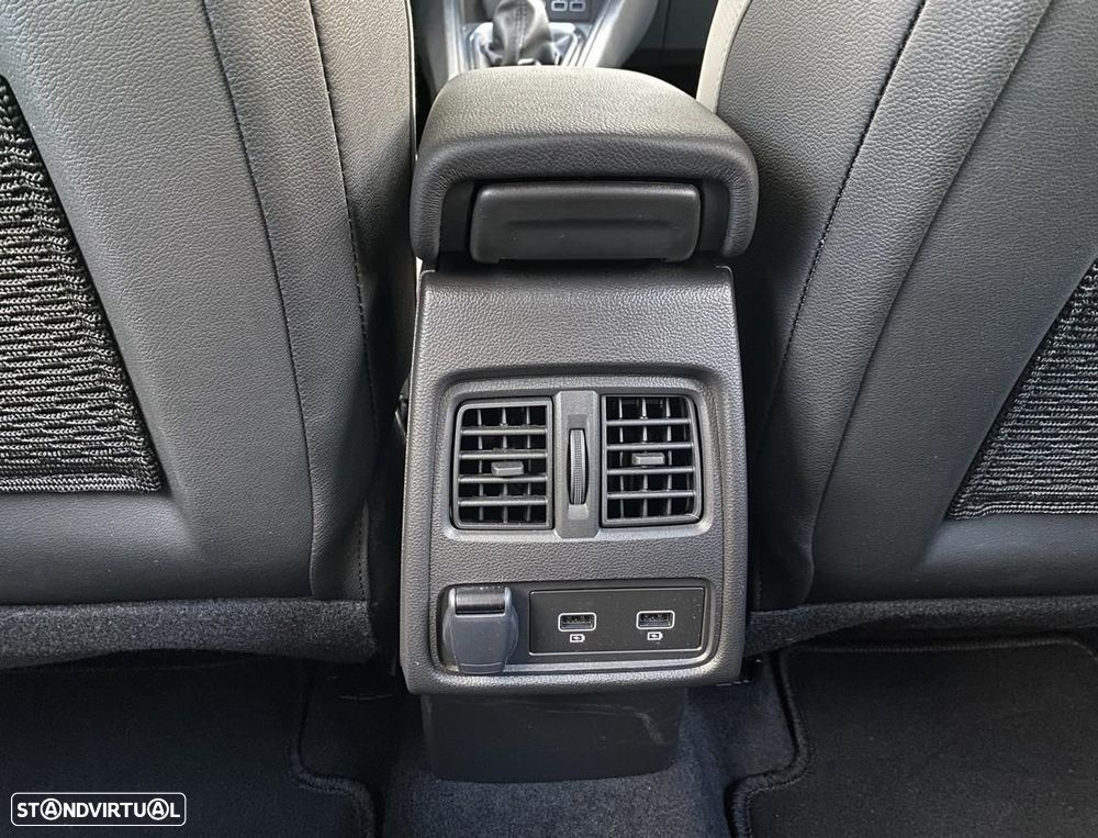 Renault Captur 1.0 TCe Techno - 11