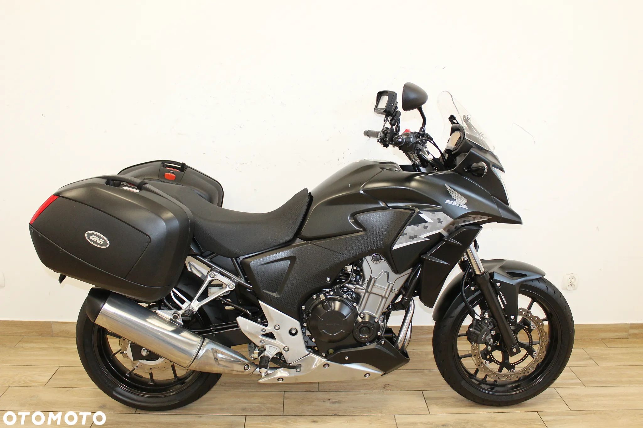 Honda CB - 1