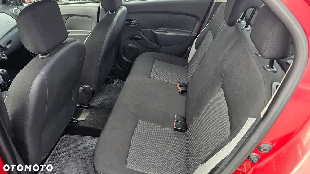 Dacia Logan 1.2 16V Ambiance - 11