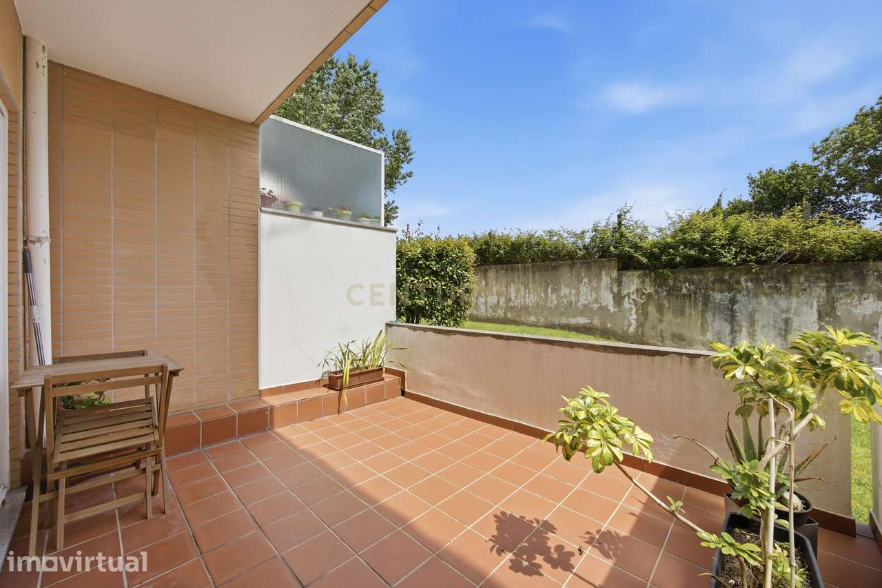 Apartamento T2+1 de excelentes áreas com terraço e Box fechada - Grande imagem: 4/22