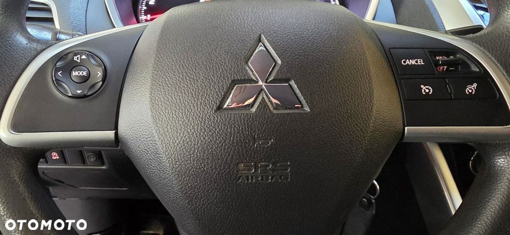 Mitsubishi Eclipse Cross - 23