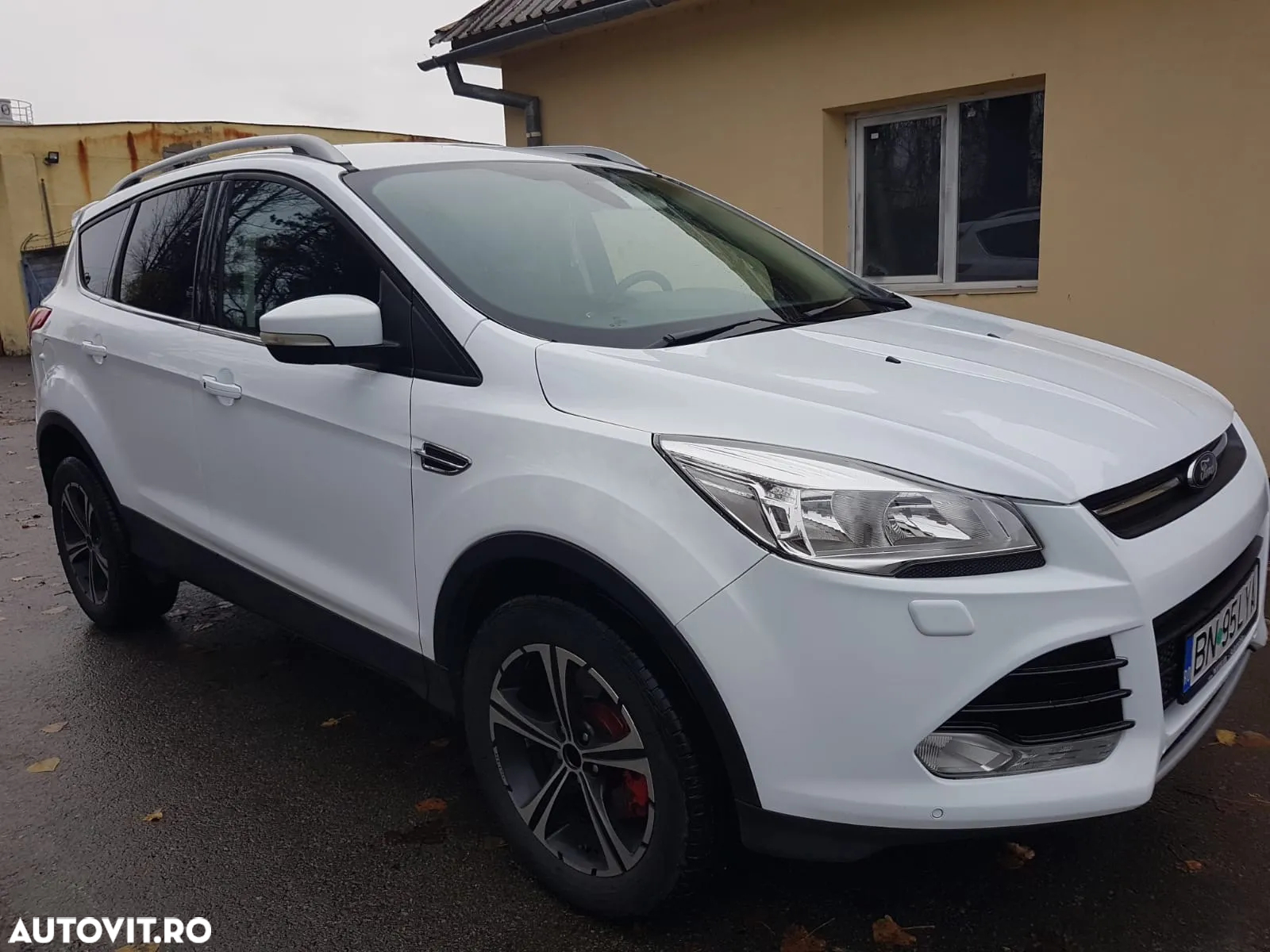 Ford Kuga 2.0 TDCi 4x4 Aut. Titanium - 2