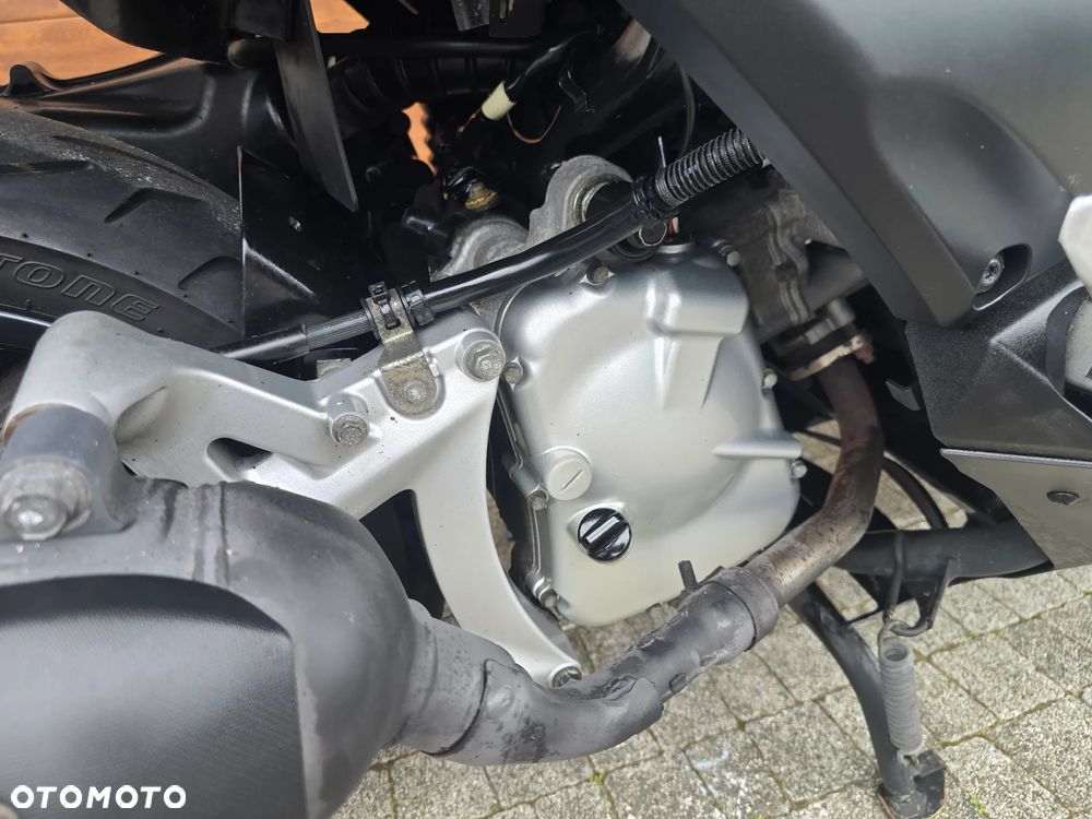 Yamaha X-max - 37