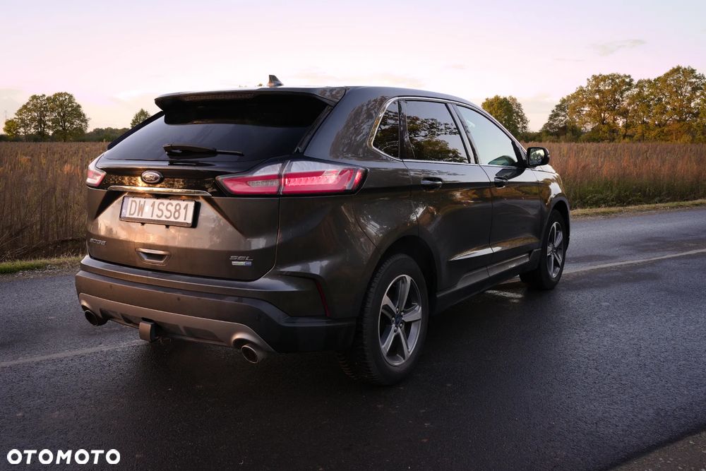 Ford Edge - 10
