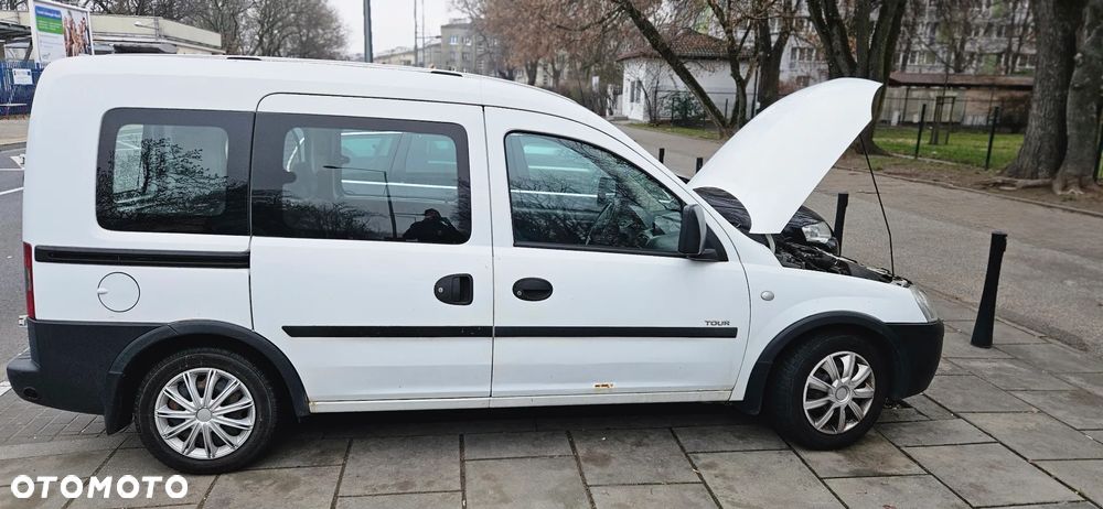 Opel Combo - 1