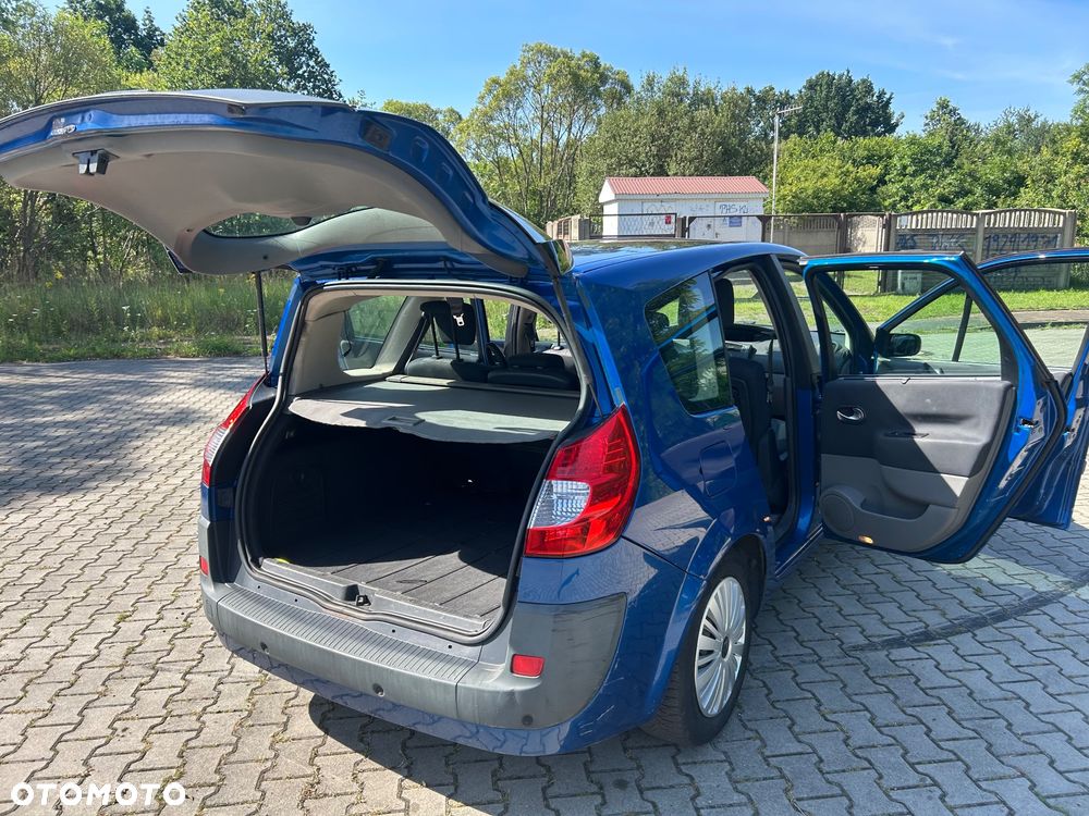 Renault Scenic 2.0 16V Expression - 17