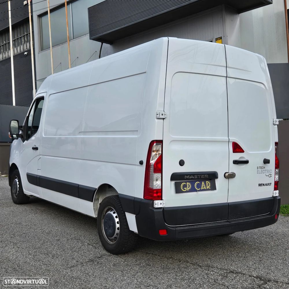 Renault Master E-Tech - 4