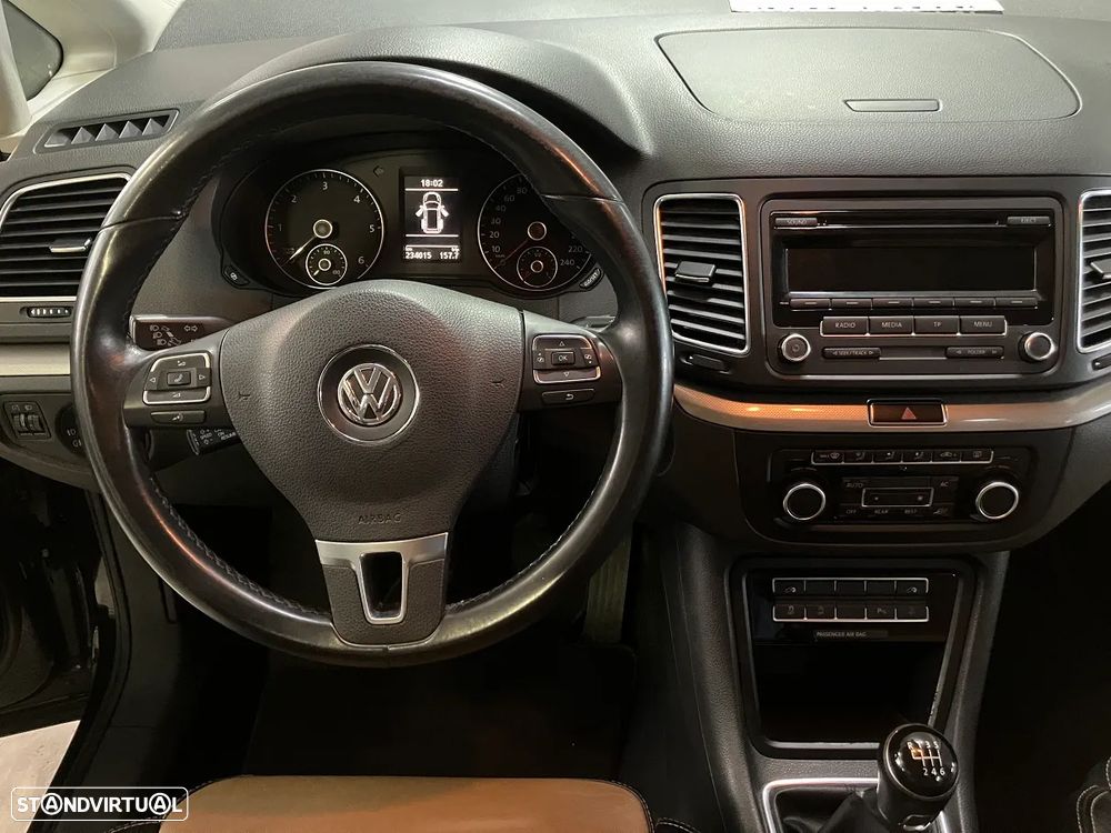 VW Sharan 2.0 TDI Confortline - 22