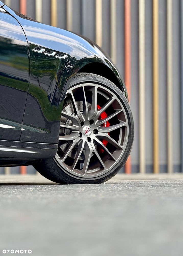 Maserati Ghibli S Q4 - 11