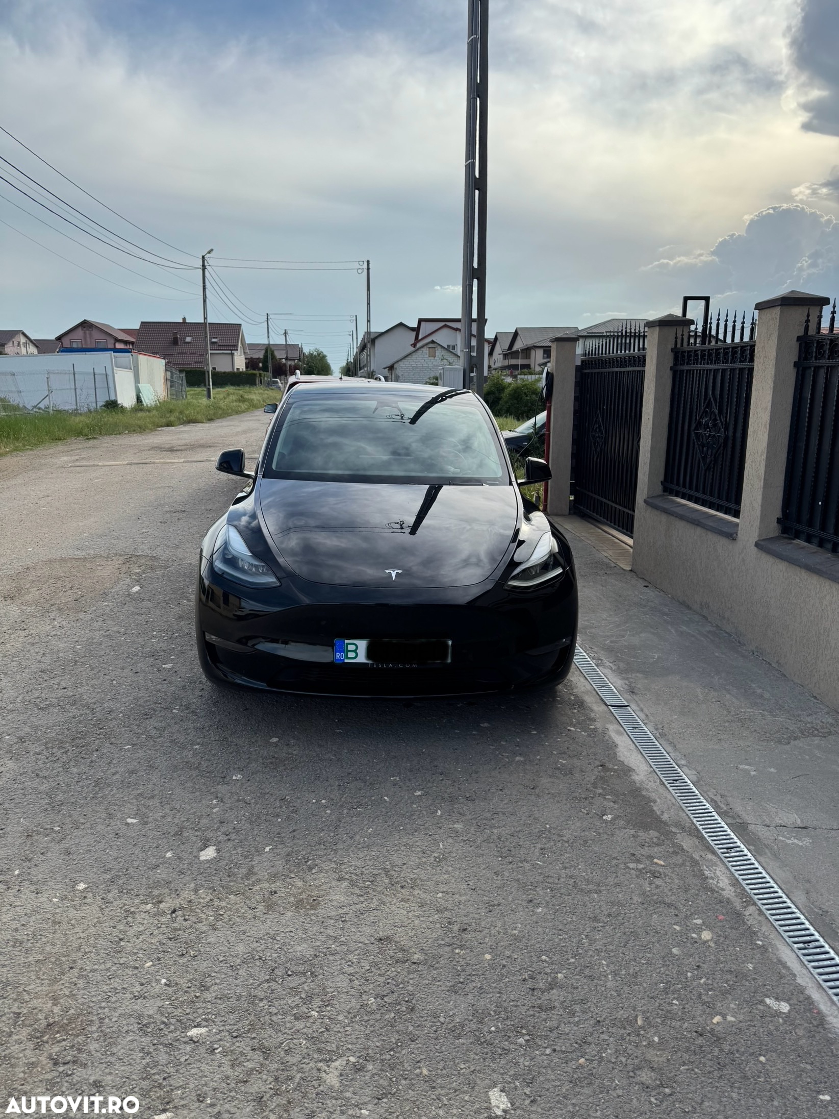Tesla Model Y Performance - 8