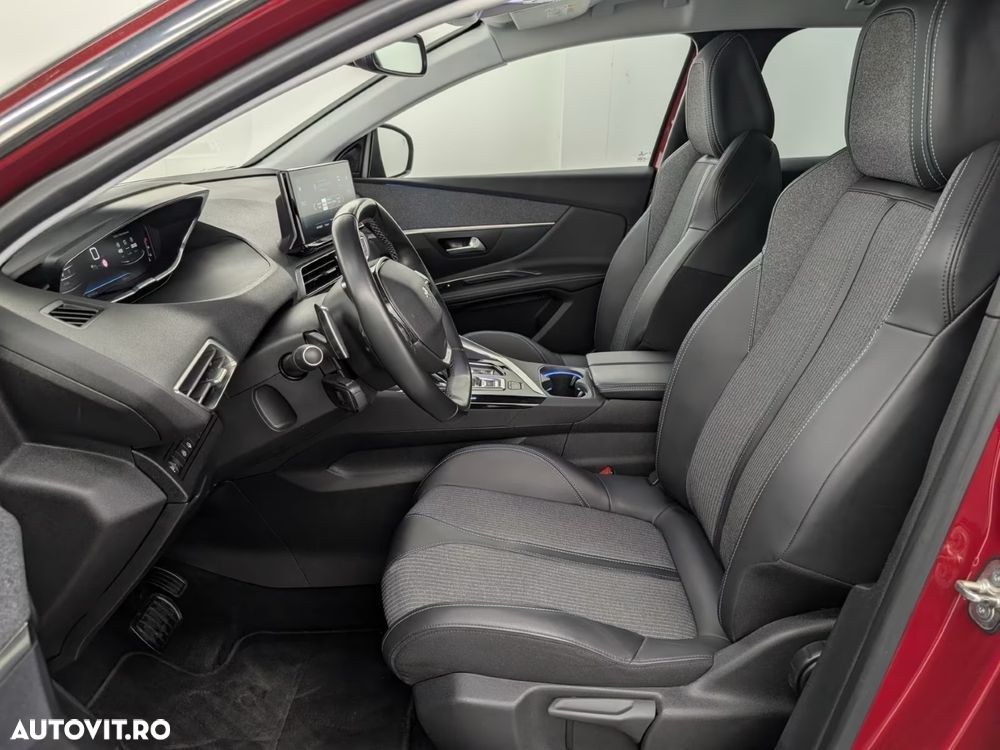 Dezmembrez peugeot 3008 1.5 diesel 2020 - 3