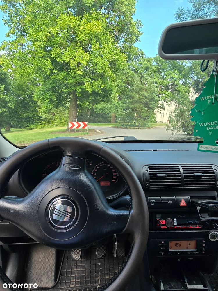 Seat Toledo 1.9 TDI Signo - 3