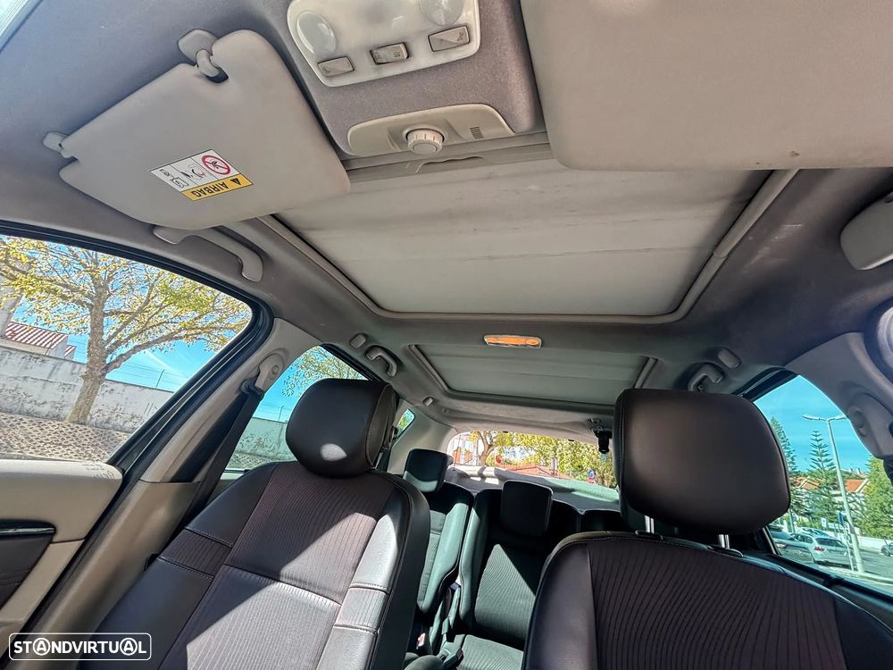 Renault Scénic 1.5 dCi Luxe - 12