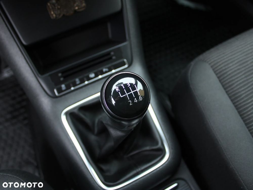 Volkswagen Tiguan - 29