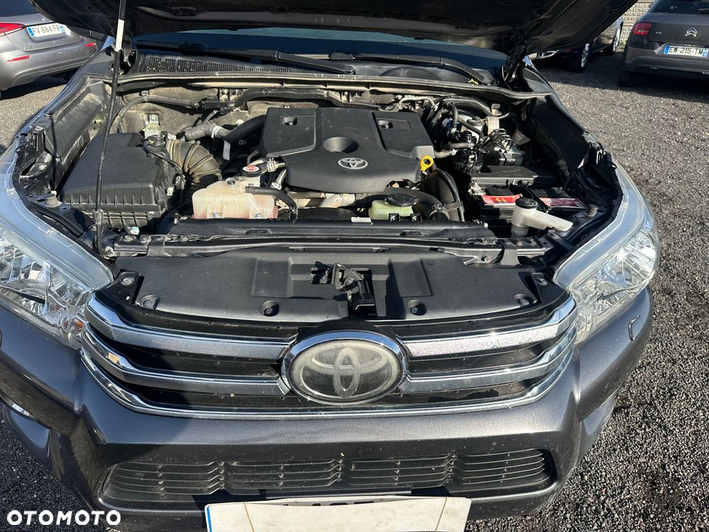 Toyota Hilux 4x4 Double Cab Duty Comfort - 16