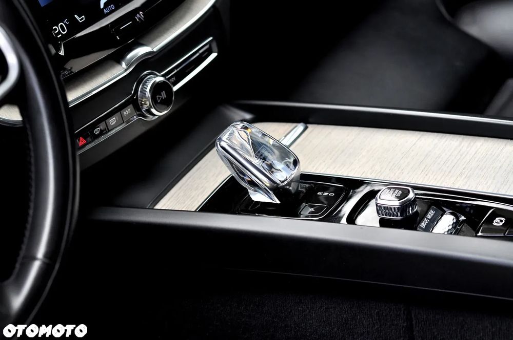 Volvo XC 60 B4 D Geartronic Inscription - 32