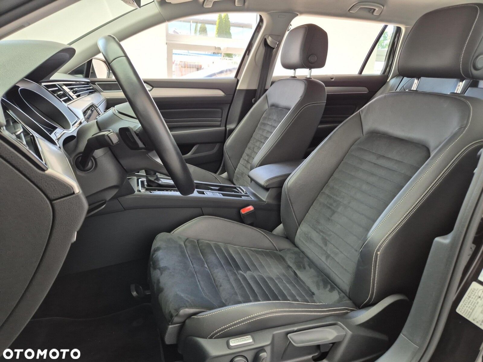 Volkswagen Passat 2.0 TSI Elegance DSG - 11