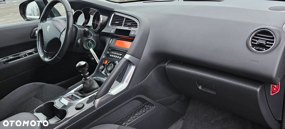 Peugeot 3008 HDi 115 Business-Line - 5