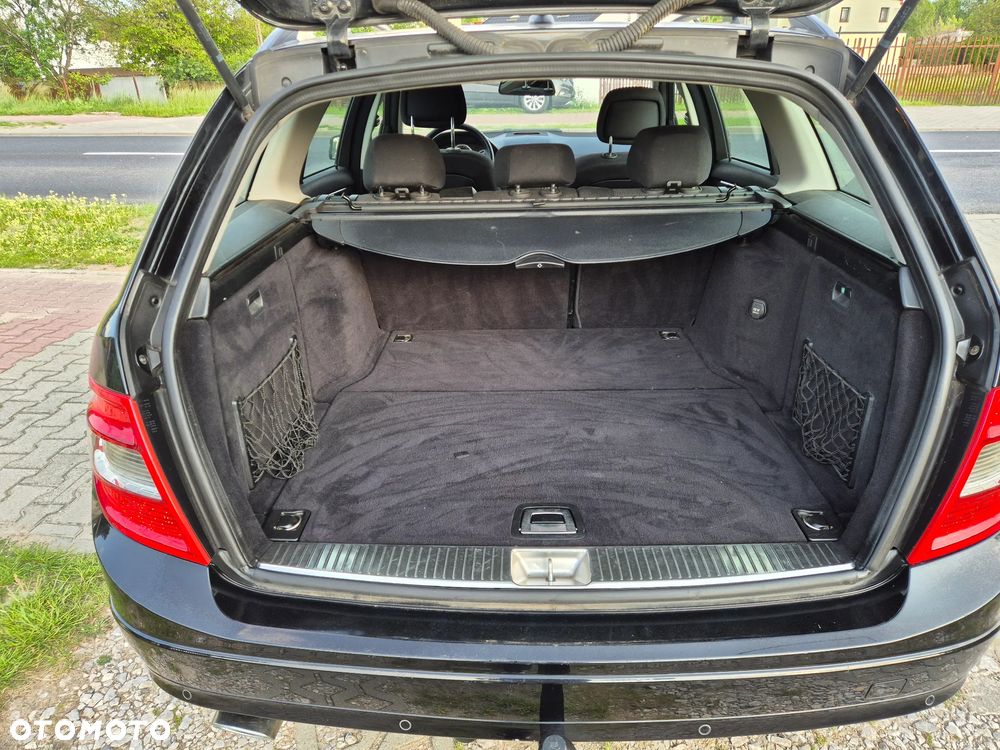 Mercedes-Benz Klasa C - 12