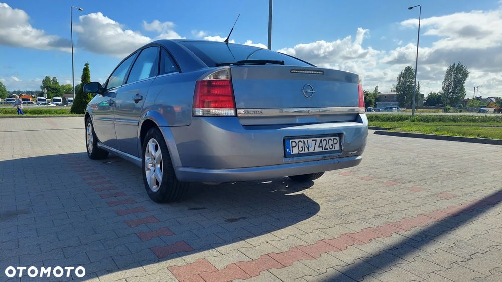 Opel Vectra 1.8 - 3