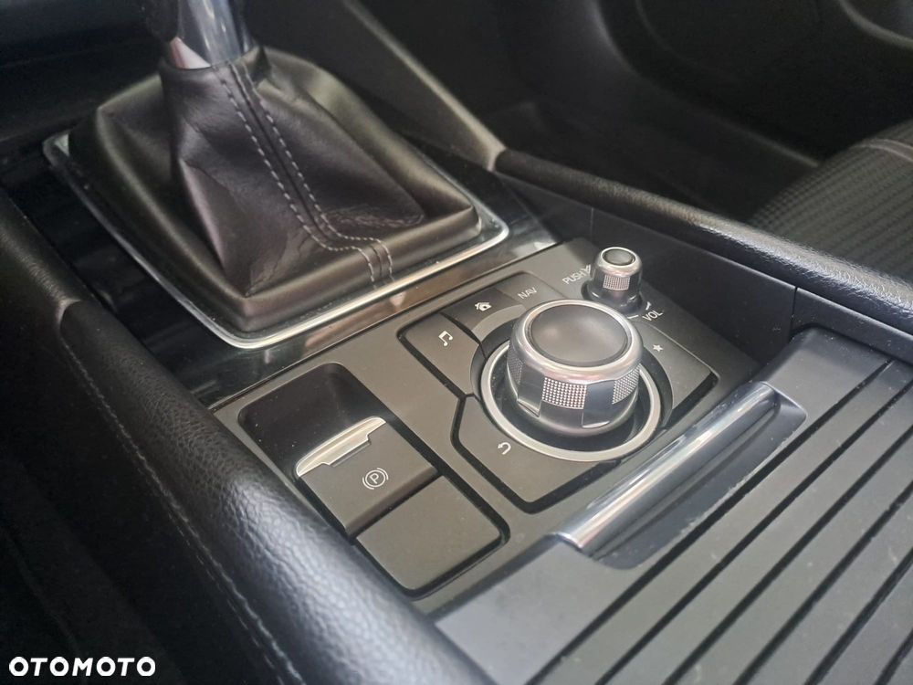 Mazda 3 - 4