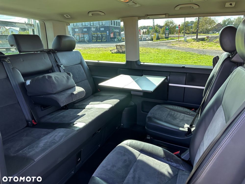 Volkswagen Multivan - 15