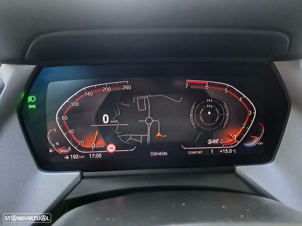 BMW 116 i Advantage — fotografia 16
