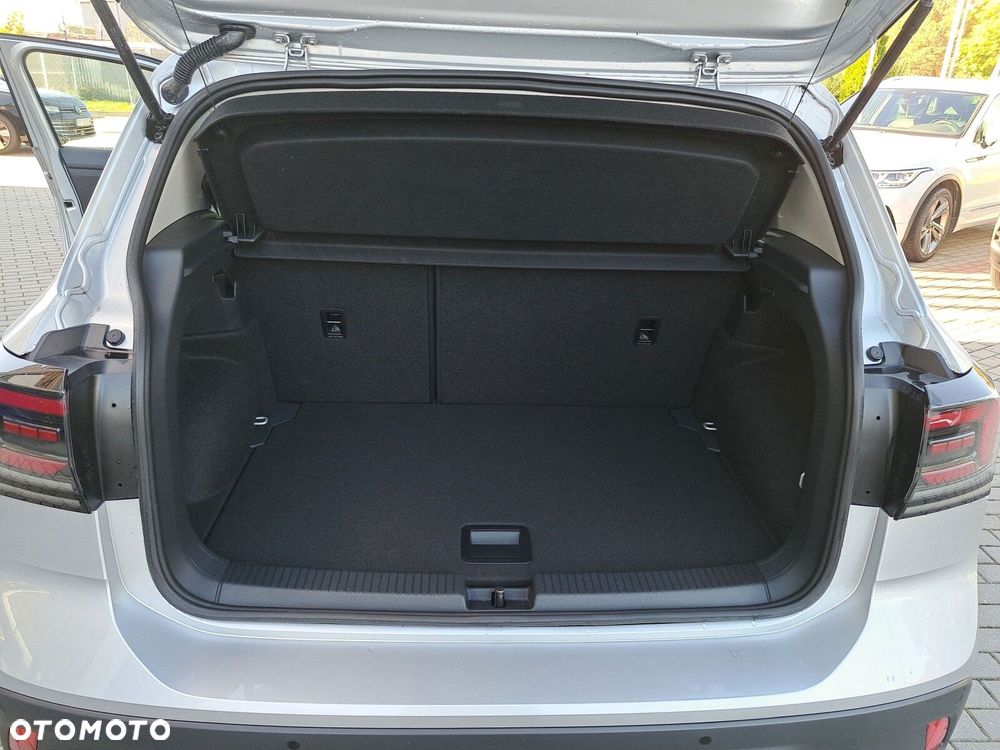 Volkswagen T-Cross - 18