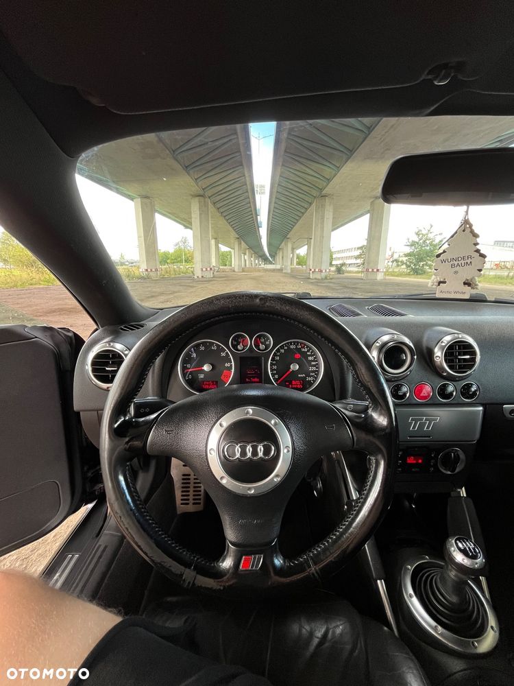Audi TT Coupé - 10