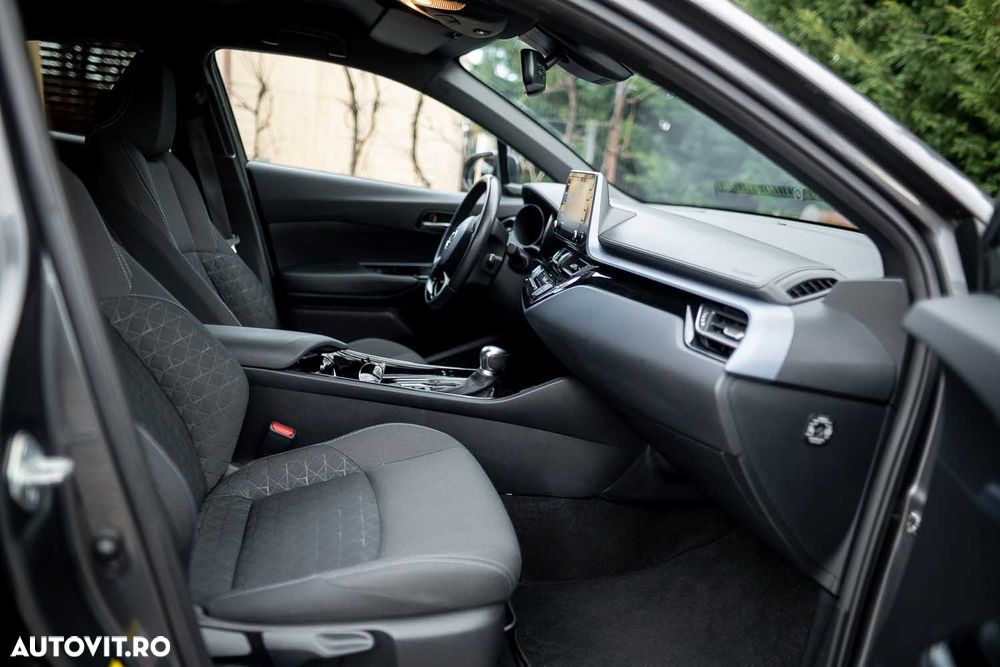 Toyota C-HR 2.0 HSD 184 CP 4x2 CVT C-ult Style - 21
