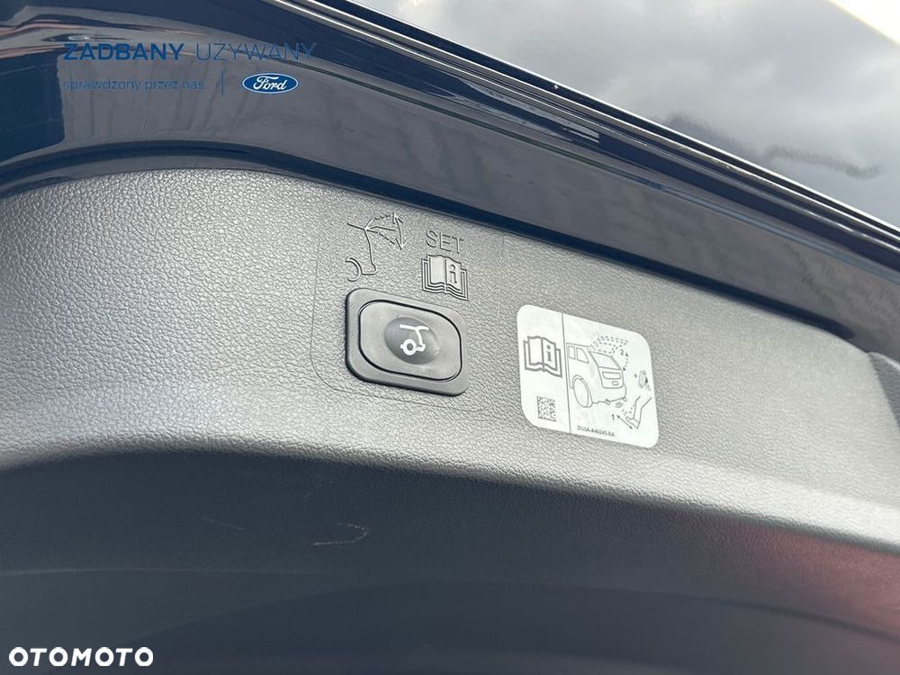 Ford Kuga 1.5 EcoBoost 2x4 ST-Line - 11