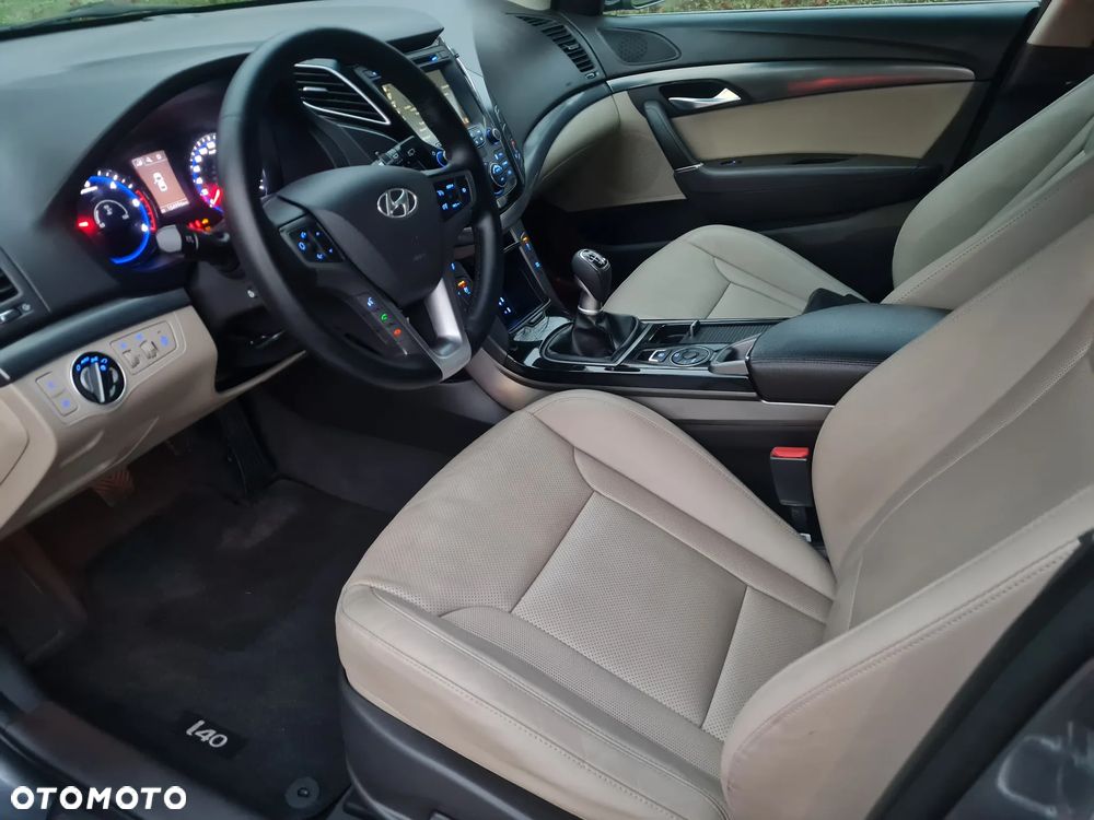Hyundai i40 Kombi 1.7 CRDi Premium - 29