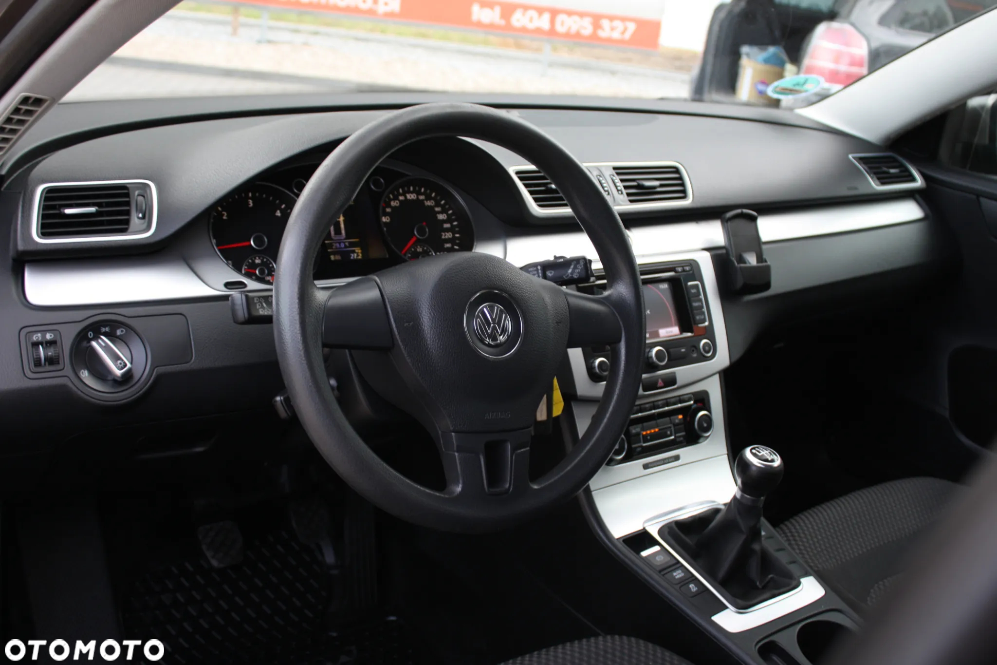 Volkswagen Passat 2.0 TDI Comfortline - 21