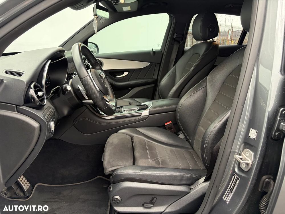Mercedes-Benz GLC Coupe 300 e 4Matic 9G-TRONIC AMG Line - 16