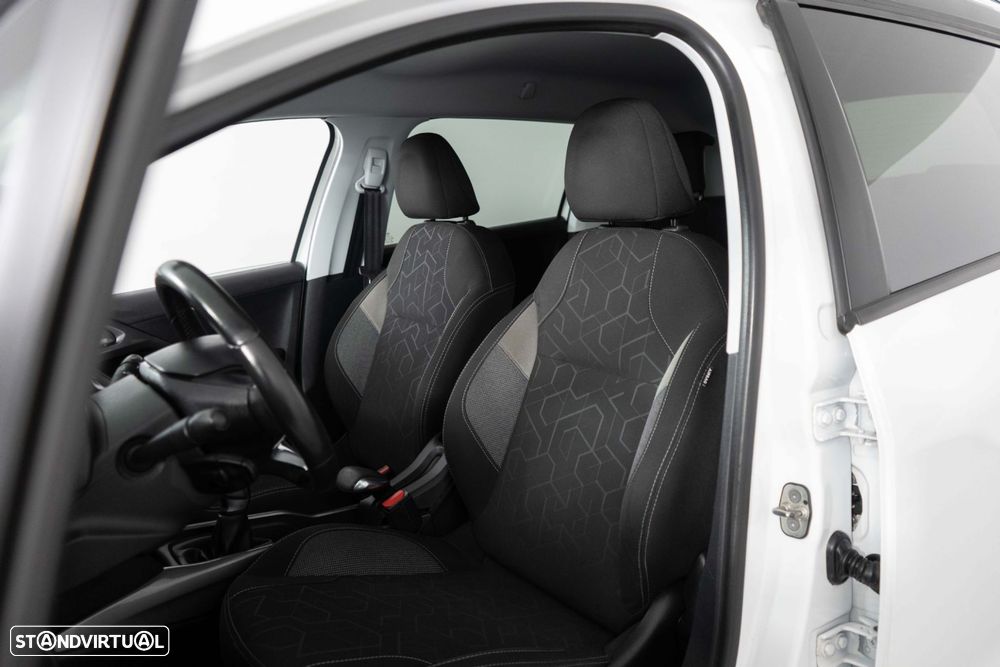 Peugeot 2008 1.2 VTi Active - 10