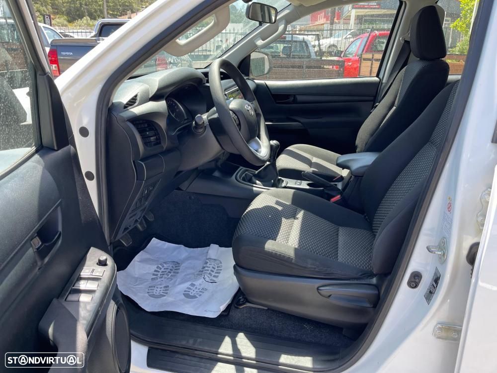Toyota Hilux HILUX VIII 2.4 D (150CV) - 9