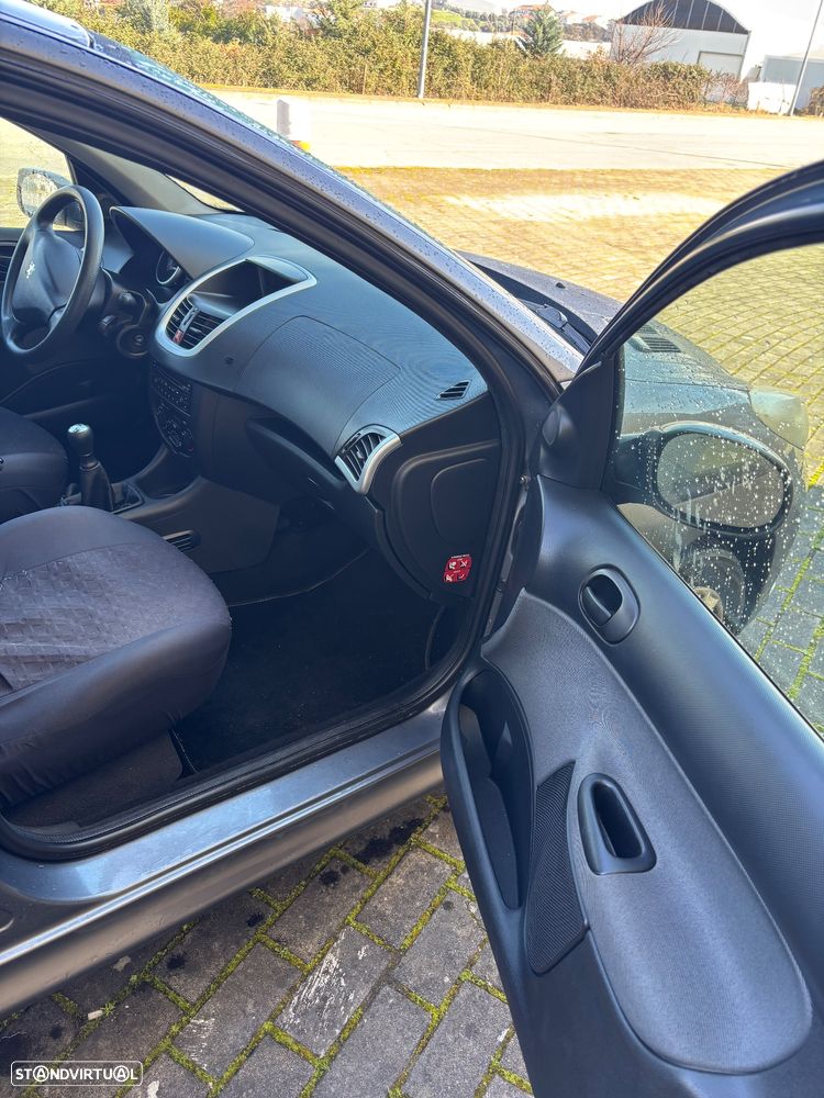 Peugeot 206+ - 5