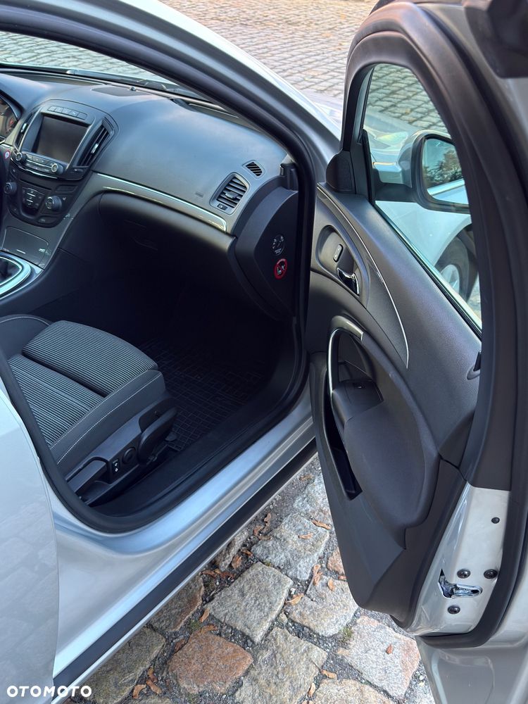 Opel Insignia - 14