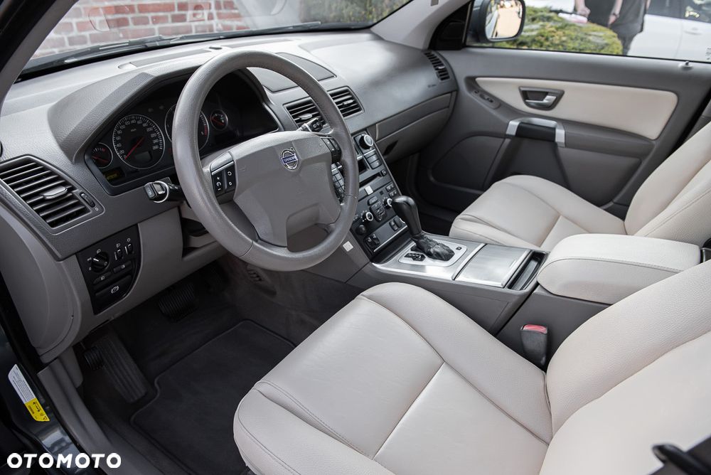 Volvo XC 90 - 16