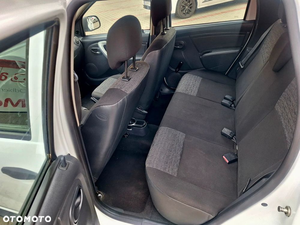 Dacia Duster dCi 90 FAP 4x2 Ambiance - 12