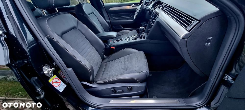 Volkswagen Passat 1.5 TSI EVO Elegance DSG - 20