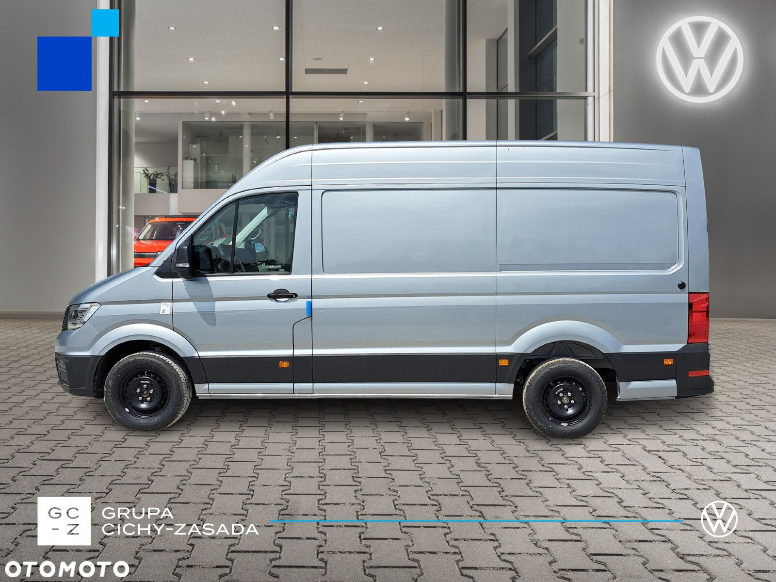 Volkswagen Crafter 35 Furgon z wysokim dachem silnik: 2,0 l EU6 SCR 177 KM / skrzynia biegów: 4MOTION automatyczna 8-biegowa rozstaw osi: 3640 mm - 2