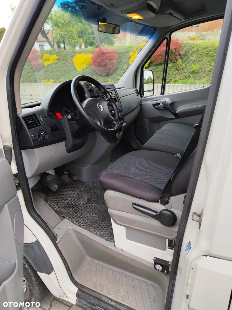 Volkswagen Crafter - 11
