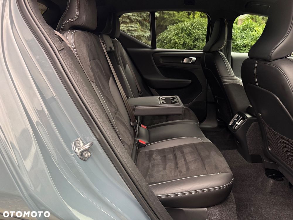 Volvo XC 40 B4 B Geartronic RDesign - 23