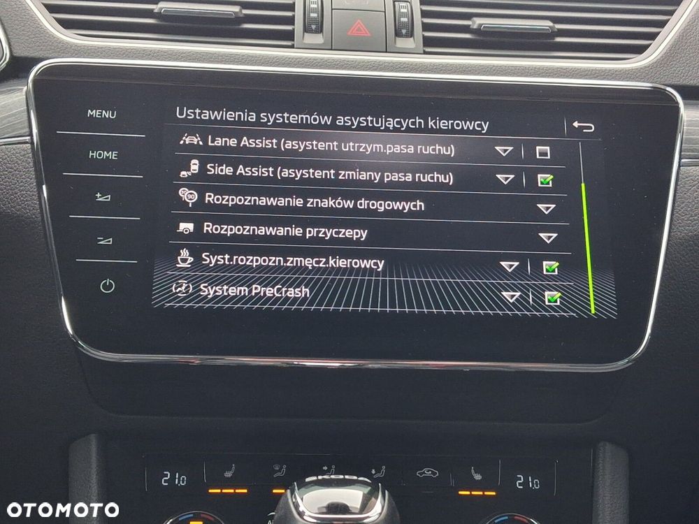 Skoda Superb 2.0 TDI SCR Style DSG - 23