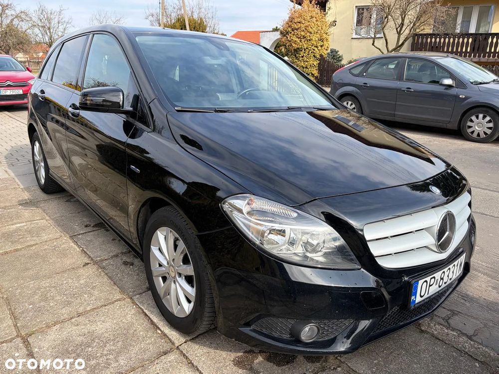 Mercedes-Benz Klasa B 180 (BlueEFFICIENCY) - 2