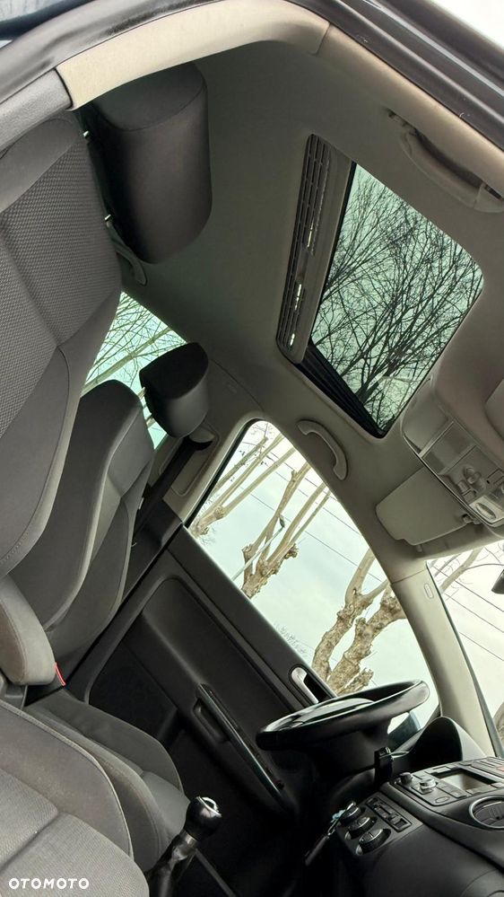 Volkswagen Golf Plus 2.0 TDI Tour Edition - 10