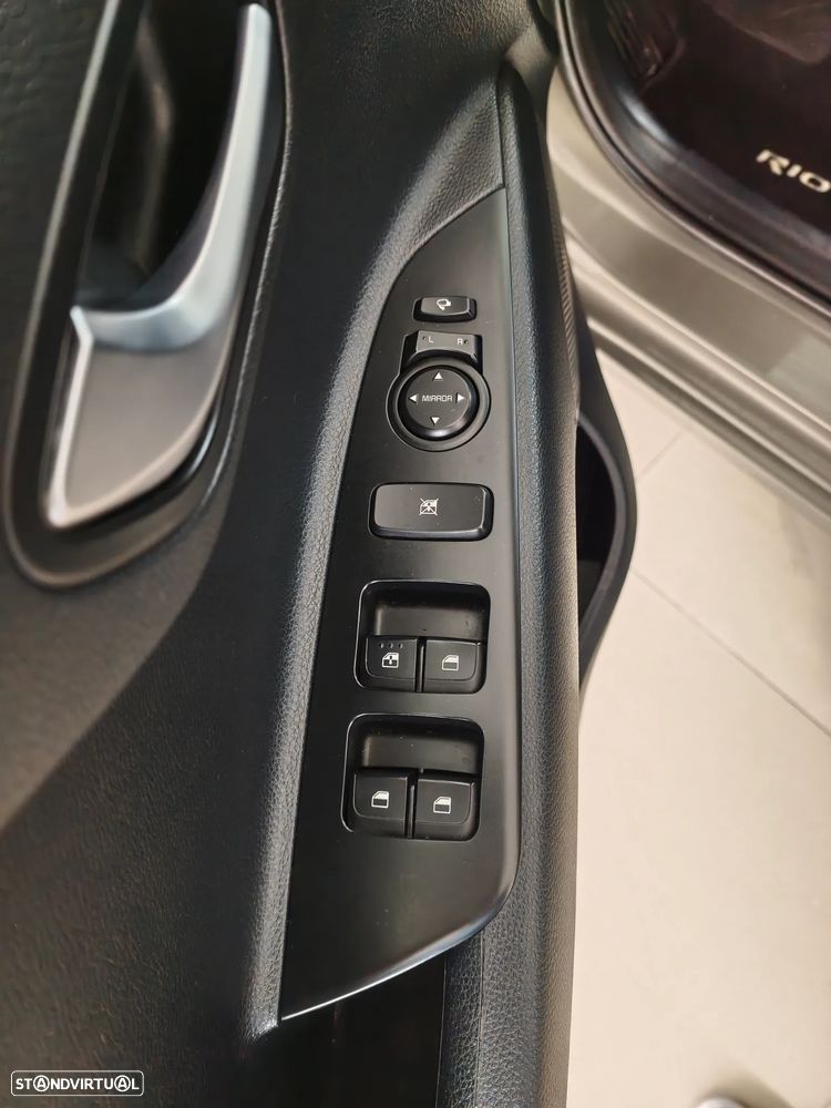 Kia Rio 1.0 T-GDi Move - 16