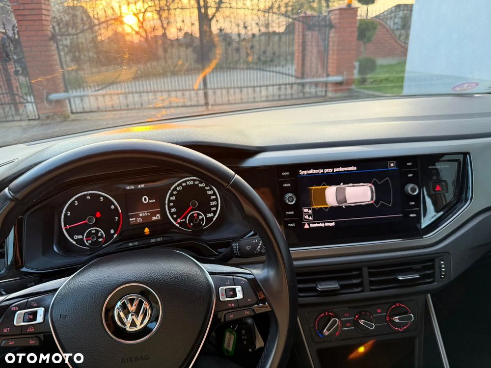 Volkswagen Polo - 14