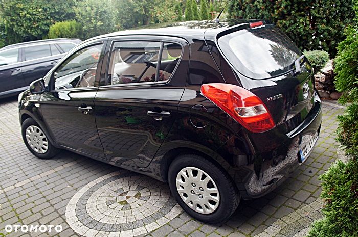 Hyundai i20 1.2 Edition Plus - 12